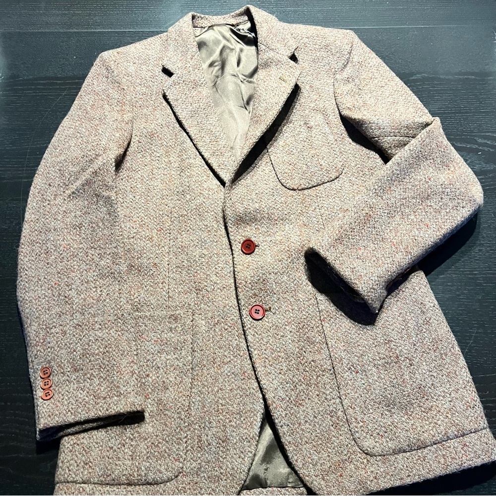 Men's Textured Tweed Sport Coat in Rosey Brown and Cream